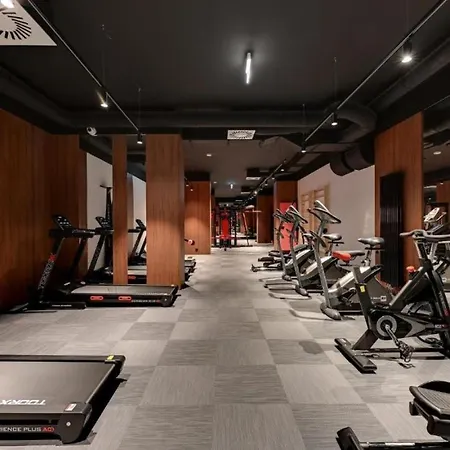 Apartment Jacuzzi Mirror By Downtown *